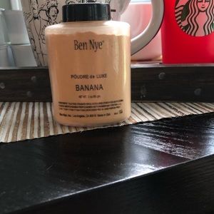 Ben Nye banana powder